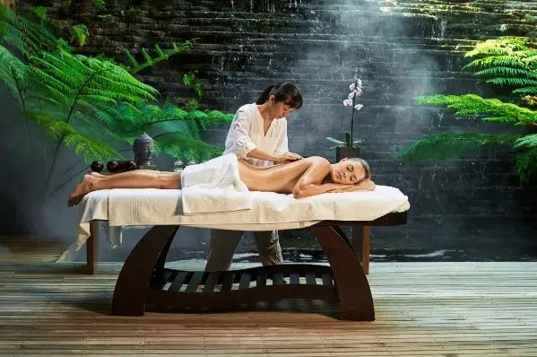 Dịch vụ Massage tận nơi tại Quận 7 giá rẻ nhất TP HCM, phục vụ 24/7 năm 2026 của Massage Pro