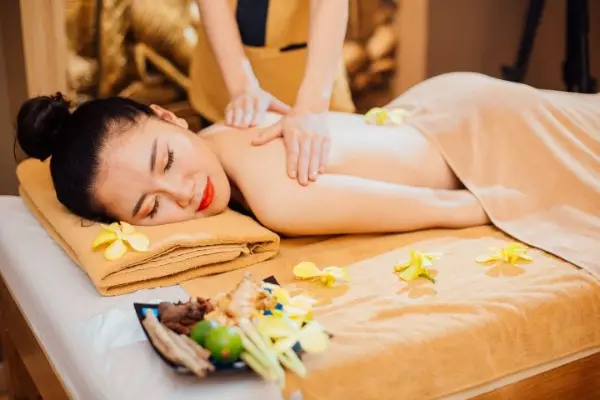 Dịch vụ Massage tận nơi tại quận Bình Tân giá rẻ nhất TP HCM, phục vụ 24/7 năm 2026 của Massage Pro