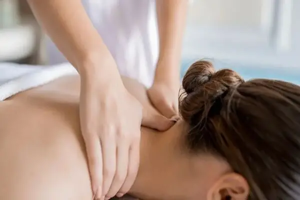 Dịch vụ Massage tận nơi tại Phú Nhuận giá rẻ nhất TP HCM, phục vụ 24/7 năm 2026 của  Massage Pro