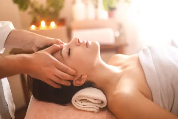 Dịch vụ Massage tận nơi tại Hải Phòng giá rẻ nhất, phục vụ 24/7 năm 2026 của Massage Pro