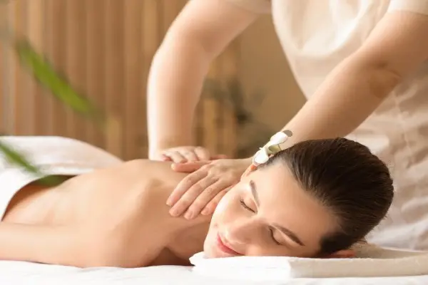 Địa chỉ Massage khách sạn tại Hà Nội giá rẻ, phục vụ 24/7 , nhiều ưu đãi của Massage Pro