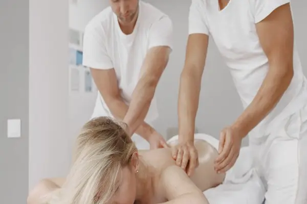 Địa chỉ Massage khách sạn tại Quận Long Biên giá rẻ, phục vụ 24/7 , nhiều ưu đãi 2026 của Massage Pro