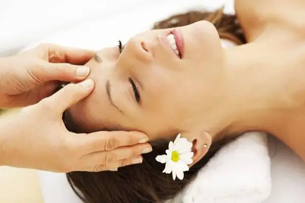 Dịch vụ Massage bấm huyệt tại quận Tây Hồ giá rẻ phục vụ tận nơi 24/7 theo yêu cầu của Massage Pro