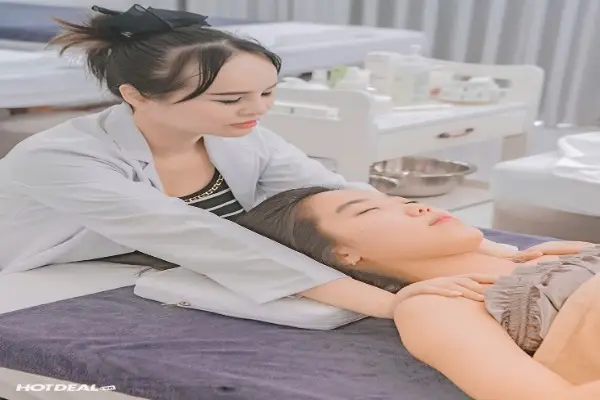Dịch vụ Massage bấm huyệt tại quận Long Biên giá rẻ phục vụ tận nơi 24/7 theo yêu cầu