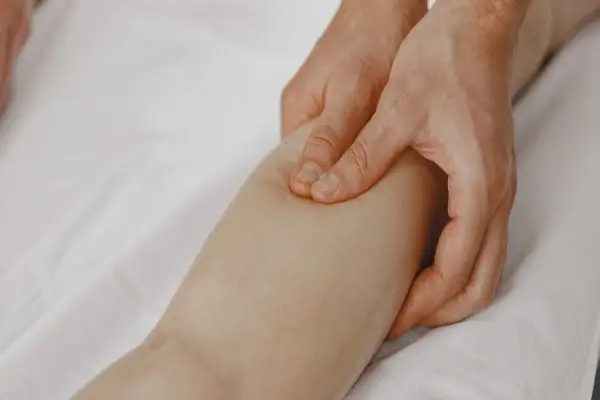 Dịch vụ Massage bấm huyệt tại quận Đống Đa giá rẻ phục vụ tận nơi 24/7 theo yêu cầu của Massage Pro