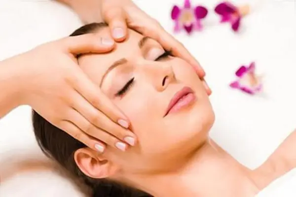 Dịch vụ Massage bấm huyệt tại quận Đống Đa giá rẻ phục vụ tận nơi 24/7 theo yêu cầu của Massage Pro