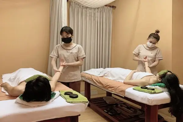 Dịch vụ Massage bấm huyệt tại quận 2 giá rẻ phục vụ tận nơi 24/7 theo yêu cầu của Massage Pro
