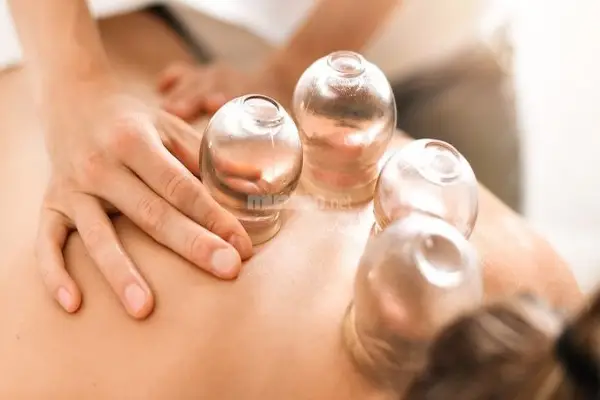 Dịch vụ Massage bấm huyệt tại quận 2 giá rẻ phục vụ tận nơi 24/7 theo yêu cầu của Massage Pro
