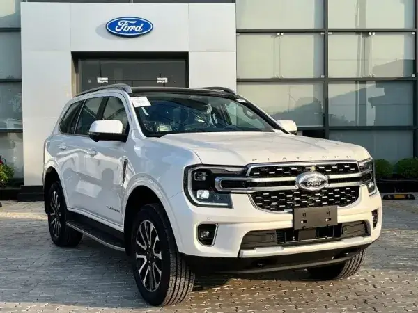 Ford Everest 2026: Giá Lăn Bánh, Thông Số, Khuyến Mãi