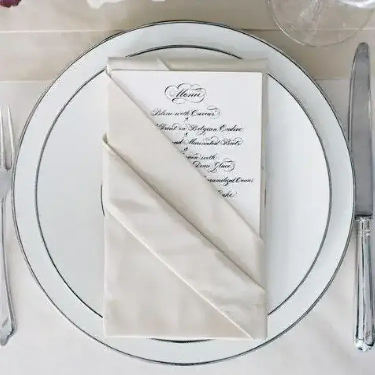 How To Fold Dinner Napkins For Wedding at Felipe Buffington blog