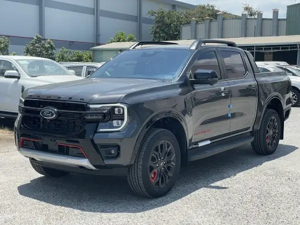 Cận cảnh &amp;amp; đánh giá chi tiết ford ranger màu bạc 2026 mới nhất tại Ford Phạm Văn Đồng - Ford Hà Nội