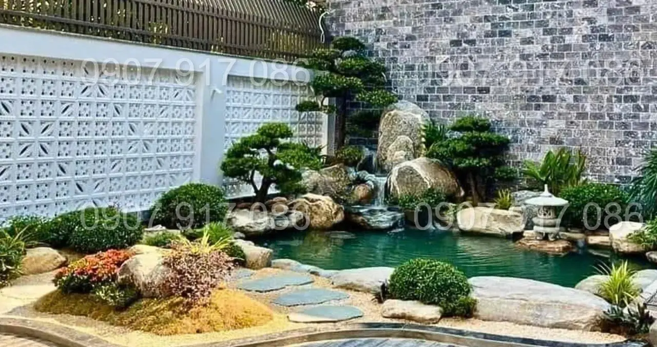 Chi phí vận hành hồ cá koi - Khám phá những yếu tố quyết định đến chi phí duy trì và bảo trì hồ cá koi