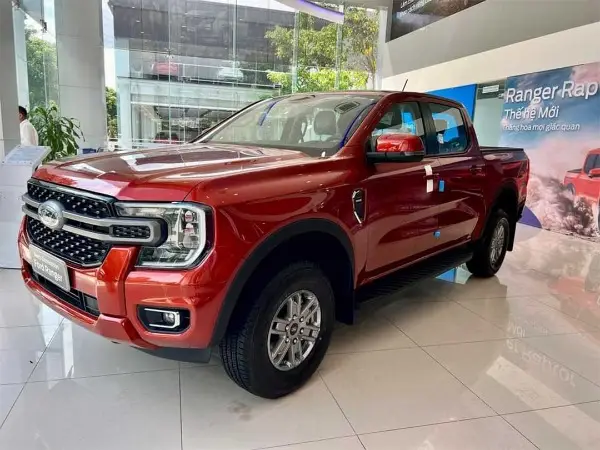 Ford Ranger XLS 4x4 AT 2026 - Giá Xe, Thông Số Và Đánh Giá Chi Tiết