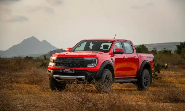 Đánh giá chi tiết xe Ford Ranger Raptor 2.0: Chiếc Xe Địa Hình Đẳng Cấp nhất năm 2026 tại Ford Phạm Văn Đồng