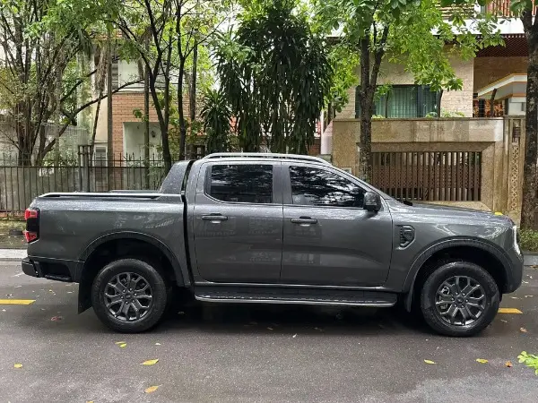 Xe bán tải chở hàng: Quy định, kích thước và tải trọng mới nhất 2026