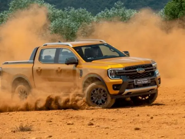 Ford Ranger Wildtrak 2.0L AT 4X4 thông số, giá bán, đánh giá mới nhất