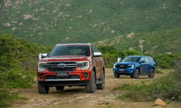 Ford Ninh Bình so sánh & phân biệt các phiên bản xe Ford Everest 2026