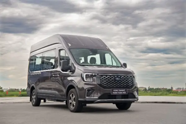Xe 16 chỗ Transit - Lựa Chọn Hoàn Hảo Cho Chuyến Đi gia đình tại Ford Phạm Văn Đồng - Ford Hà Nội