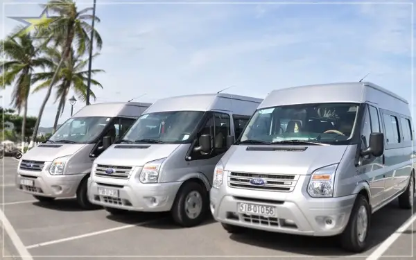 Xe 16 chỗ Transit - Lựa Chọn Hoàn Hảo Cho Chuyến Đi gia đình tại Ford Phạm Văn Đồng - Ford Hà Nội